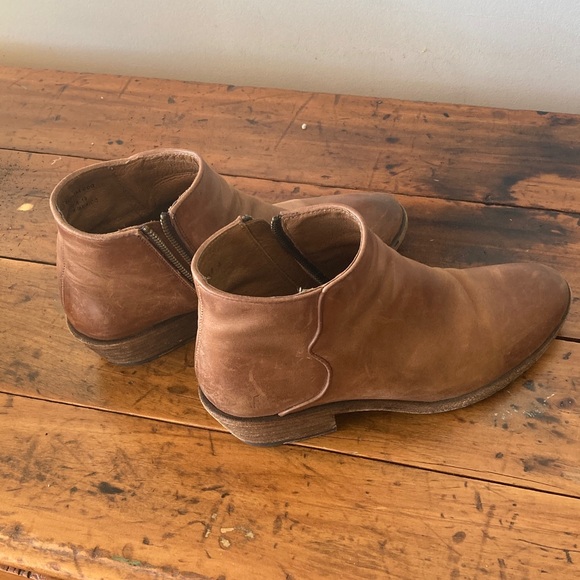 Frye Carson Booties - Picture 6 of 7